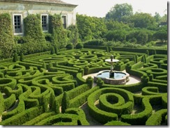 westwater-nedra-garden-maze-portugal-europe